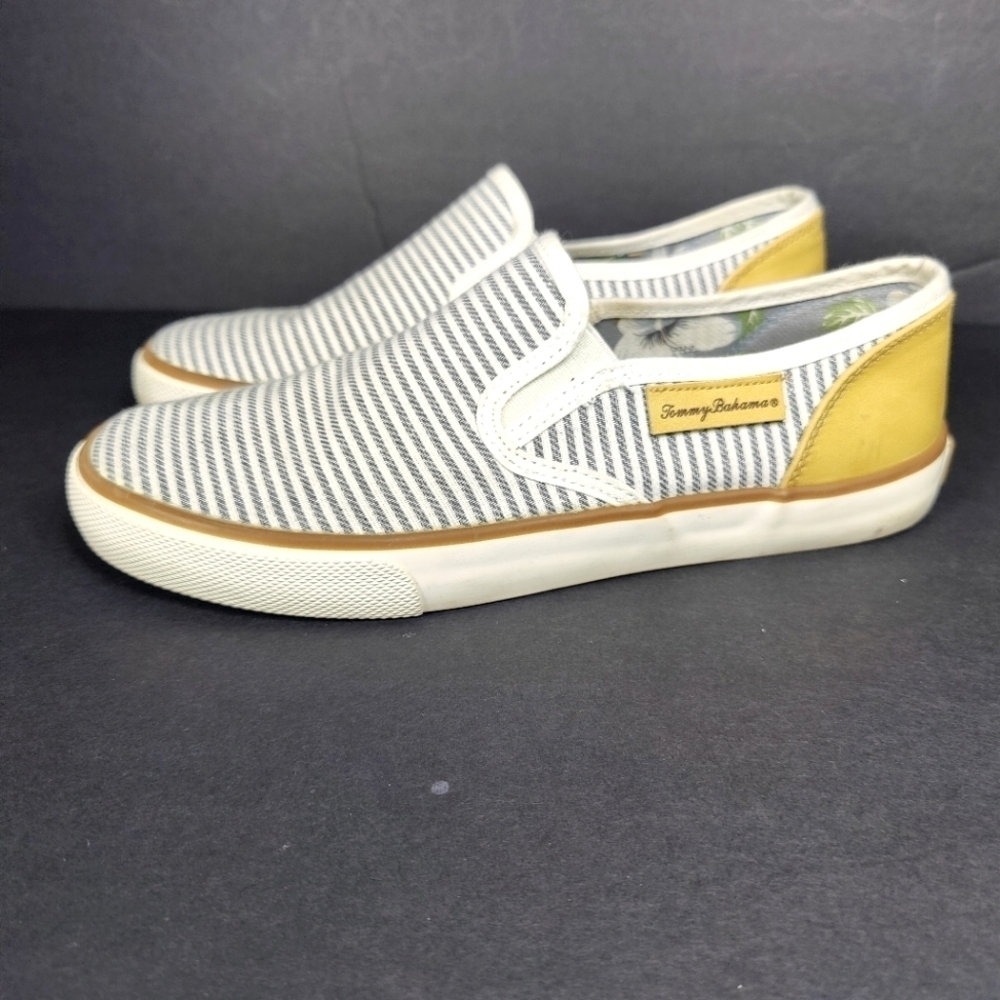 Tommy Bahama Women's Stripe Sailor Canvas Slip On Boat Sneaker US Size 7.5